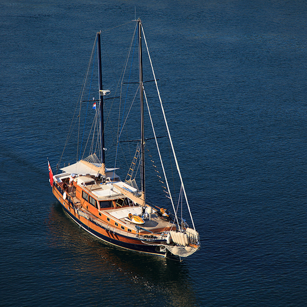Horvatia arenda yacht ms pacha sailing 2